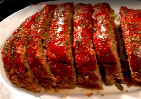 The Timeless Charm of Old-Fashioned Meatloaf