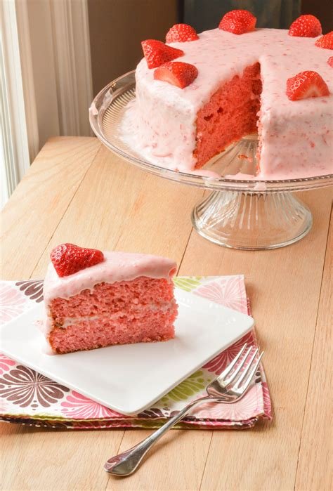 The Best Strawberry Cake Ever!