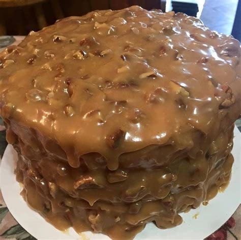 The Ultimate Homemade Pecan Praline Cake Recipe
